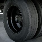 signs your truck tires need replacing